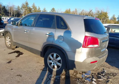 2012 Kia Sorento Lx z USA, uszkodzony, nr VIN 5XYKTCA68CG279071